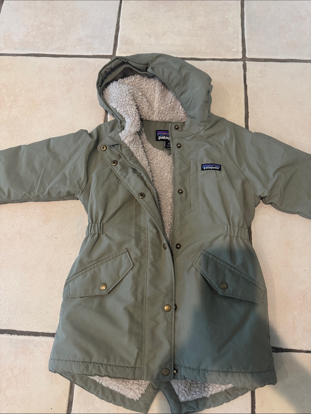 Patagonia Olive Green Kids Hooded Sherpa-Lined  Isthmus  Parka GUC Size 5-6